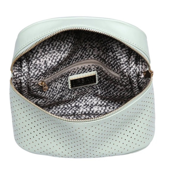 NWOT Urban Expresssions White Hawthorn Perforated Belt Bag. - Picture 2 of 10